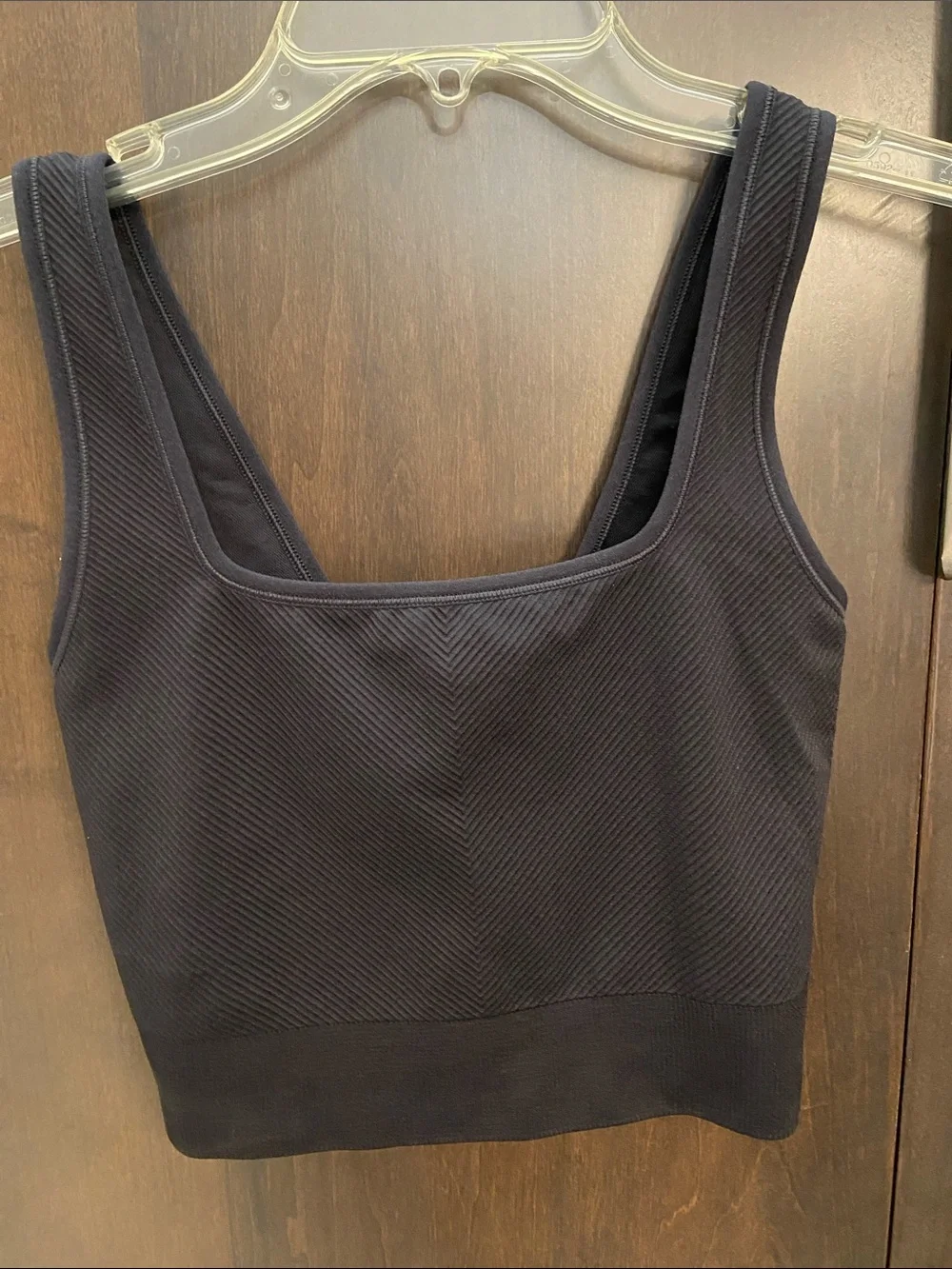 all in motion Black Ribbed Square-Neck Seamless Crop Tank. Size S - Picture 6 of 11